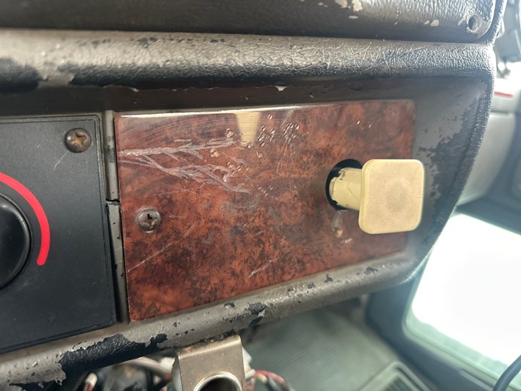 2008-kenworth-t370-image-39