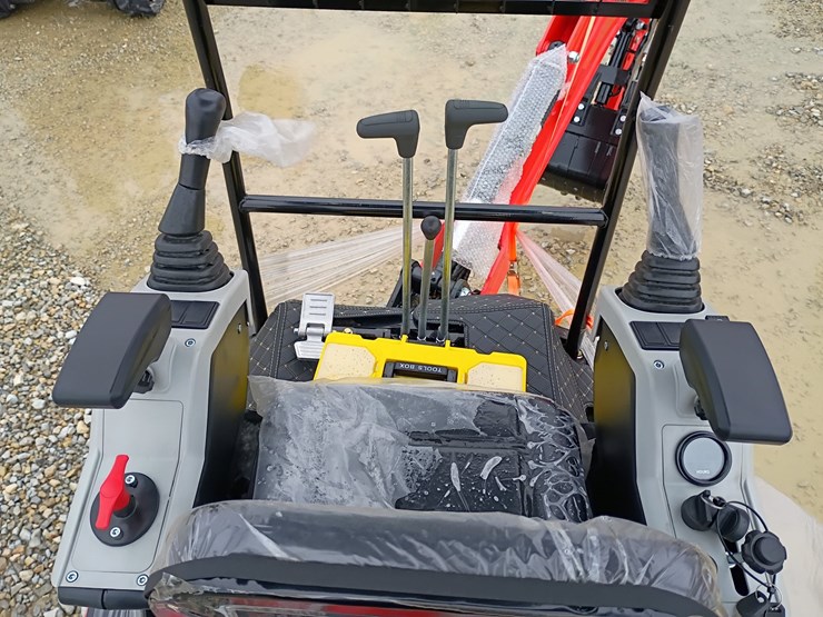 #l19-009-•-2026-tpm-18bs-mini-excavator-image-12