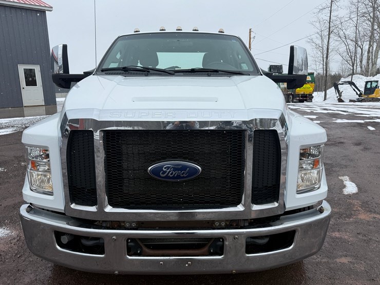 2018-ford-f650-image-8