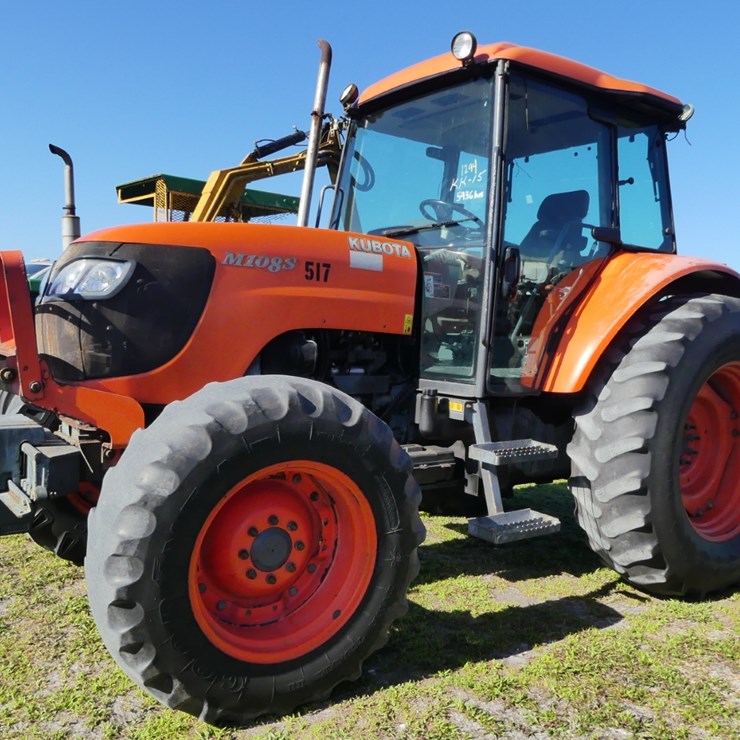 KUBOTA M108S
