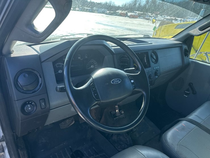 2012-ford-f650-image-25