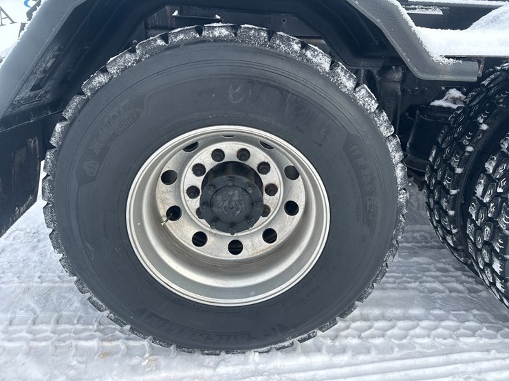 2009-caterpillar-c13-image-61