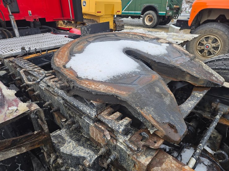 peterbilt-579-image-40