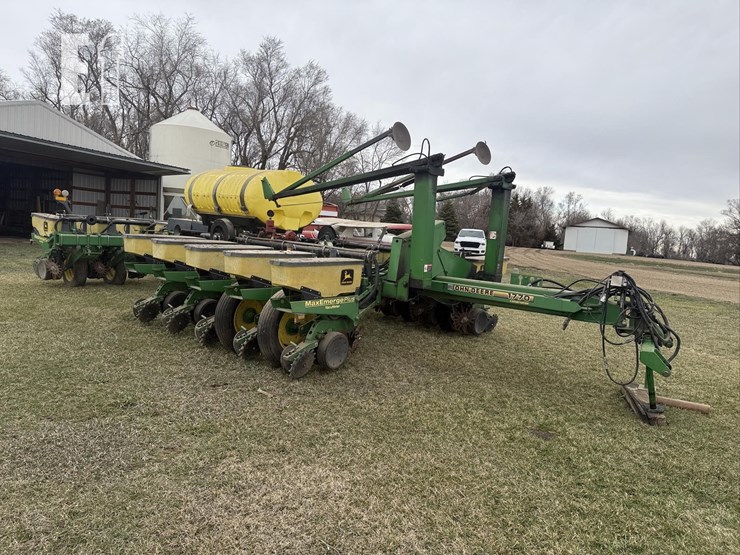 1997-john-deere-1770-image-7