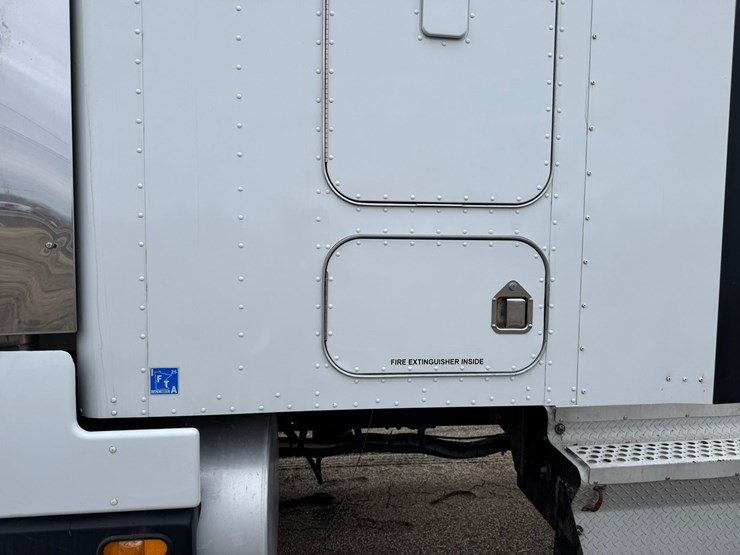 1995-kenworth-t600-image-13