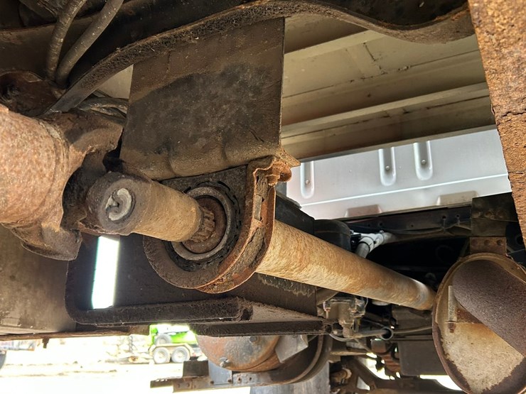 1996-international-4700-image-26