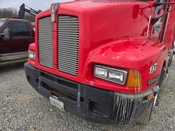 2005-kenworth-t600-image-10