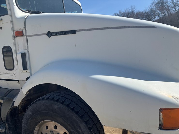 1994-international-9400-image-17