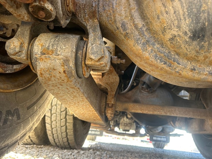 2006-international-7400-image-28