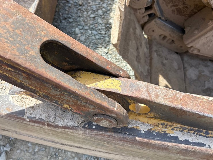 caterpillar-d6r-lgp-image-13