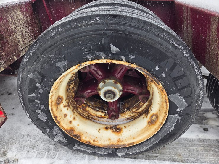 1994-massey-ferguson-8-image-41