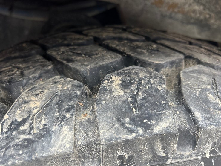 2005-peterbilt-357-image-91