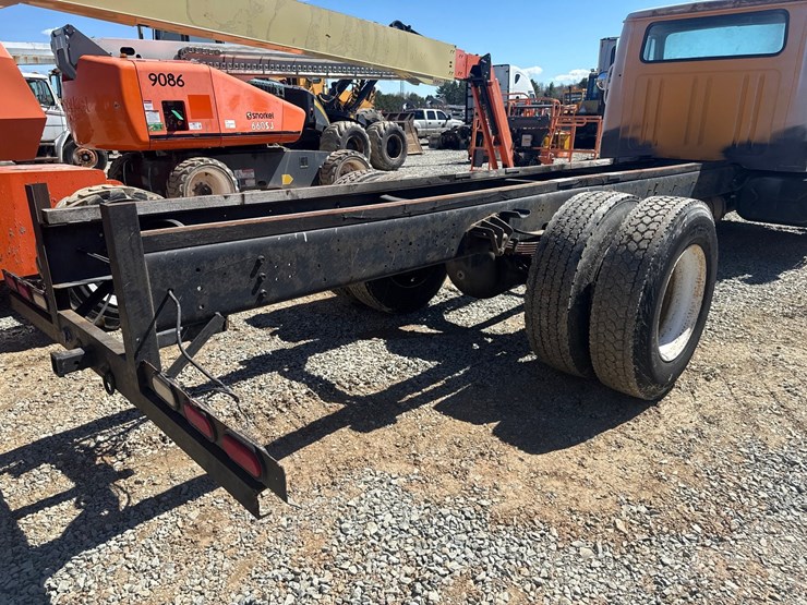 2000-international-4700-image-23