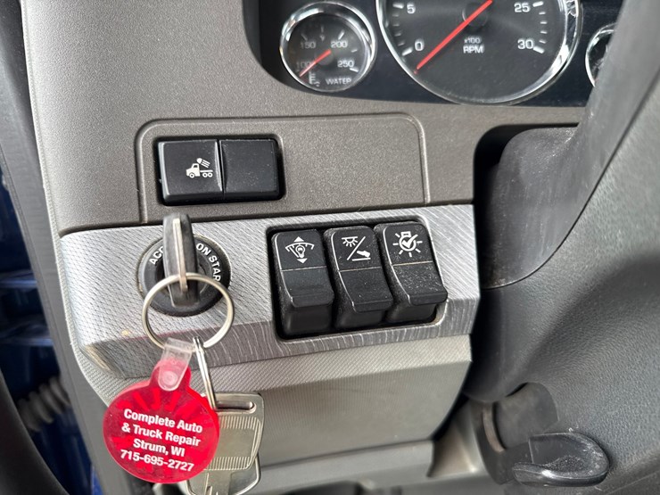 2019-kenworth-t680-image-69