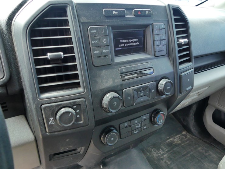 2019-ford-f150-xl-image-12