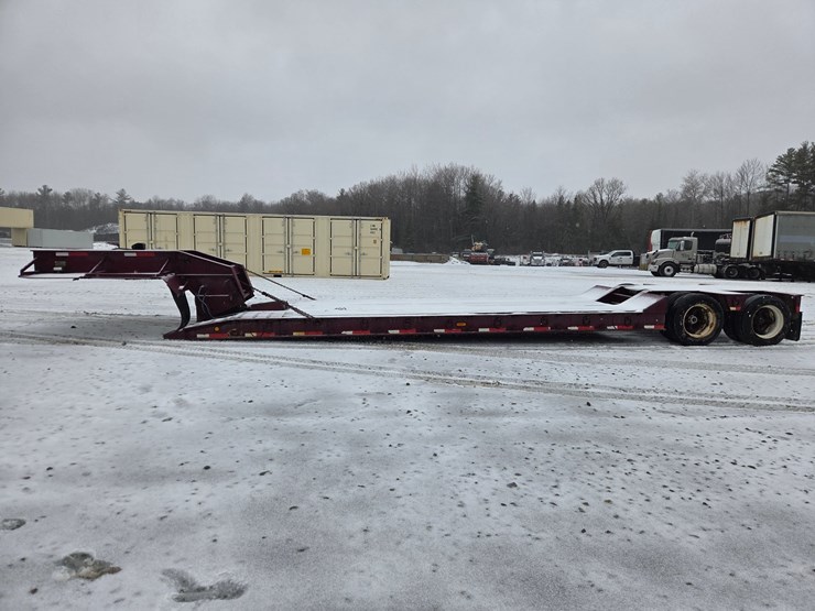 1994-massey-ferguson-8-image-2