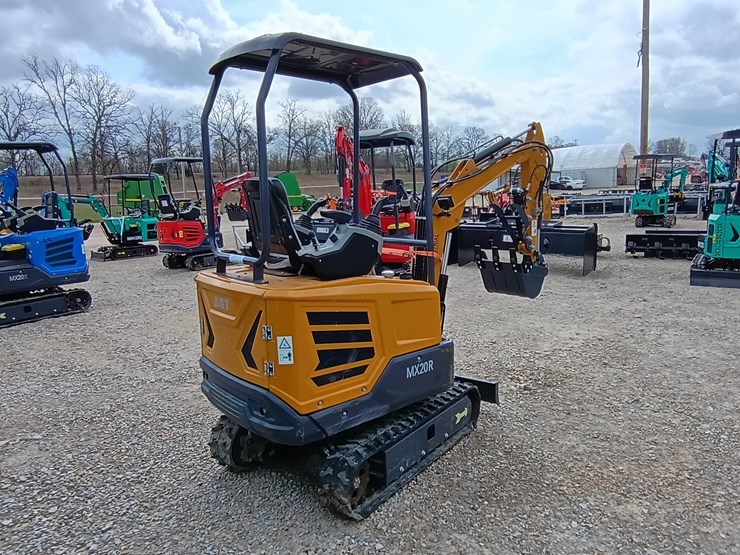 #24174-•-2025-agt-mx20r-mini-excavator-image-4