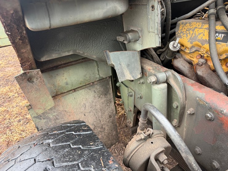 1984-mack-dm492s-image-73