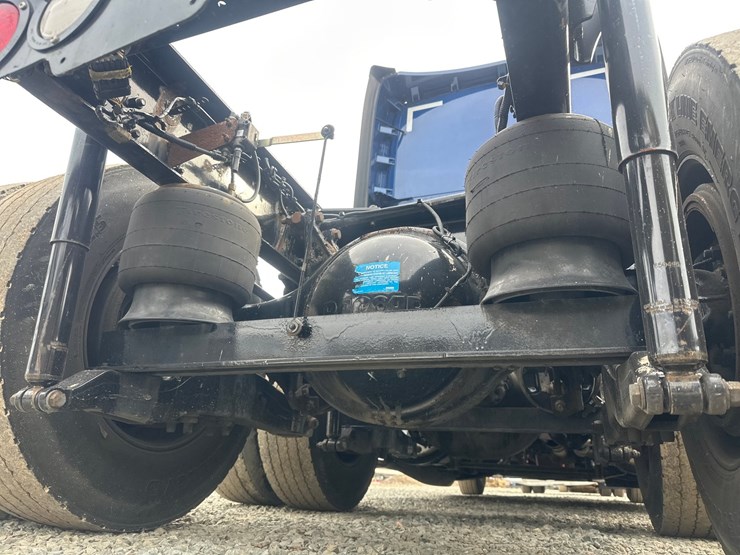 2020-kenworth-t680-image-87