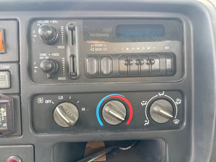 chevrolet-3500-image-28