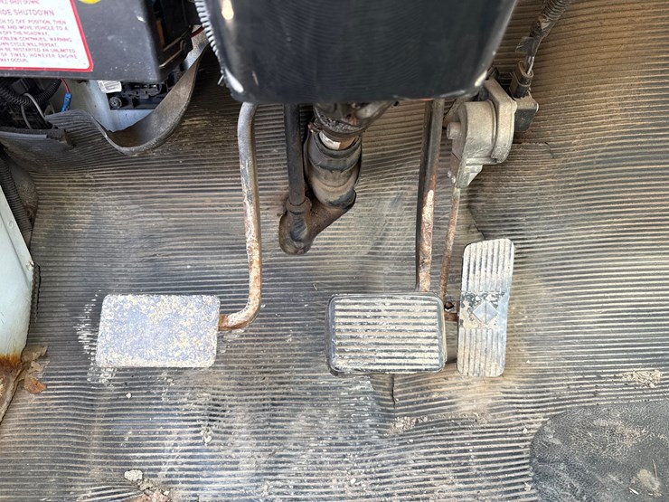 2000-international-4700-image-39