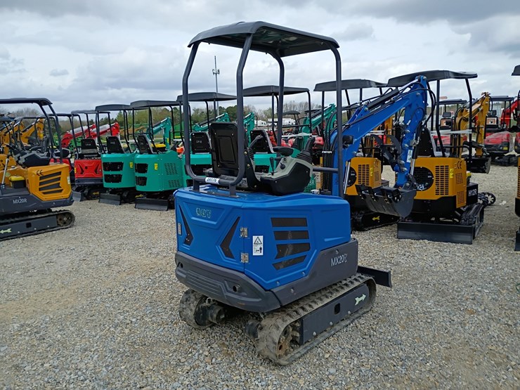 #24176-•-2025-agt-mx20r-mini-excavator-image-4