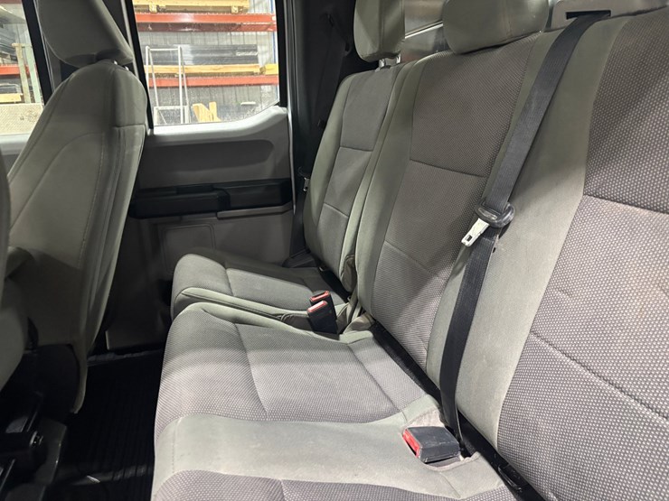 2022-ford-f550-sd-image-34