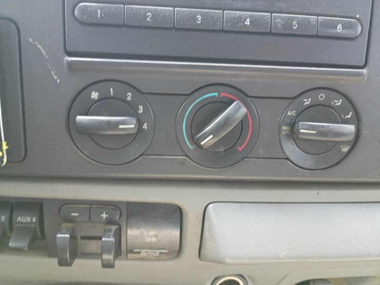 2007-ford-f350-image-44