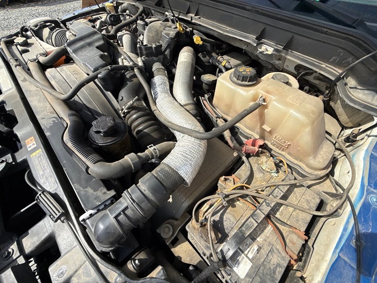 2015-ford-f550-image-14