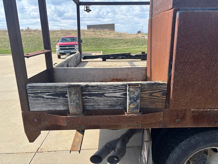 2017-ford-f350-image-55