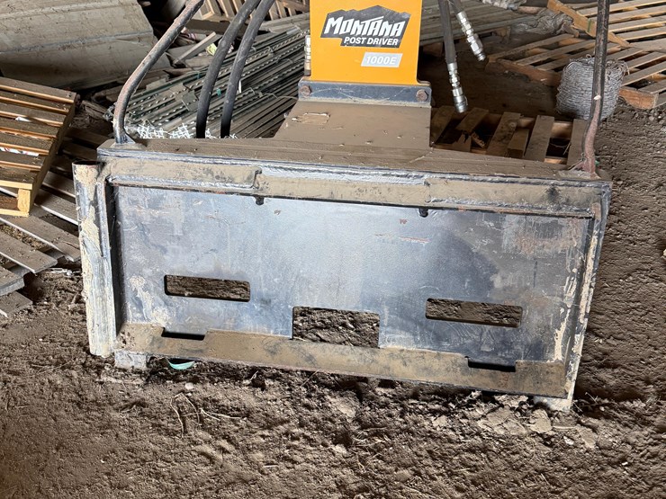 montana-1000e-post-driver-image-2
