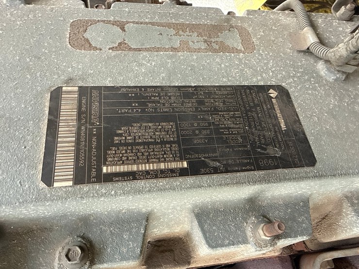 1998-massey-ferguson-8-image-46