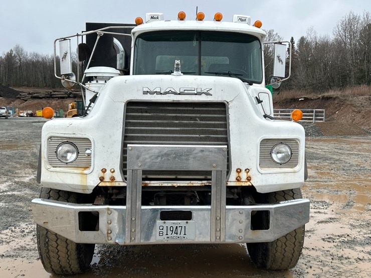 1999-mack-dm688s-image-8