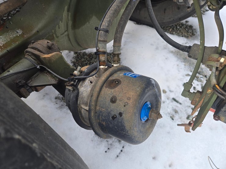 1992-massey-ferguson-8-image-37