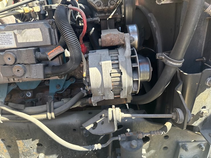 2000-international-4700-image-17