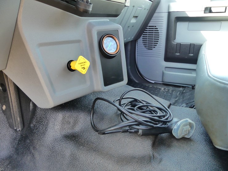 2019-ford-f750-image-14