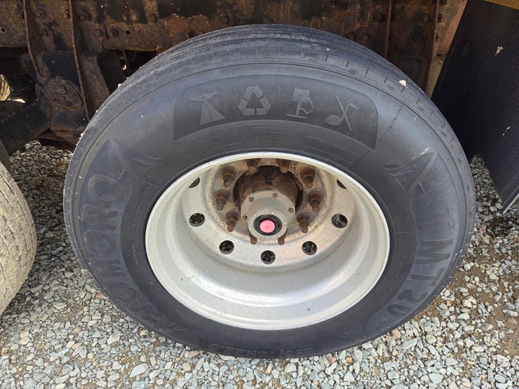 2005-massey-ferguson-8-image-78