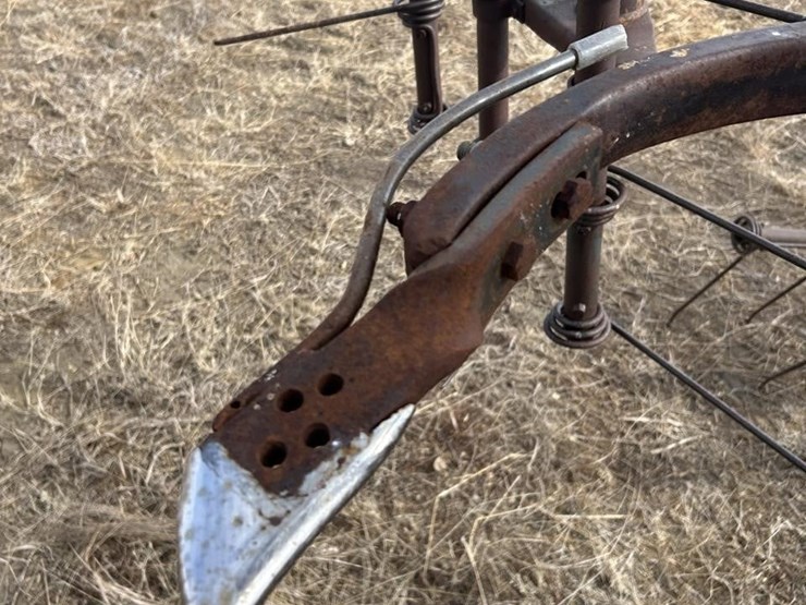 morris-anhydrous-chisel-plow-2859-image-12