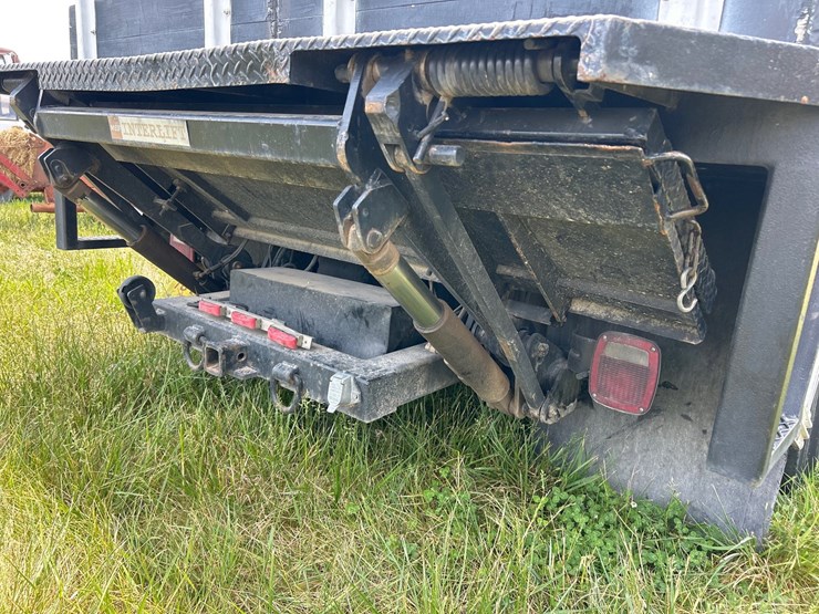 2007-ford-f650-image-6