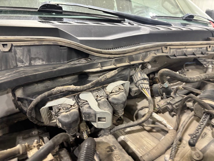 2022-ford-f550-sd-image-23