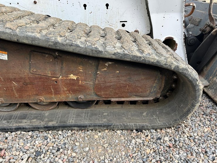 bobcat-t300-image-13