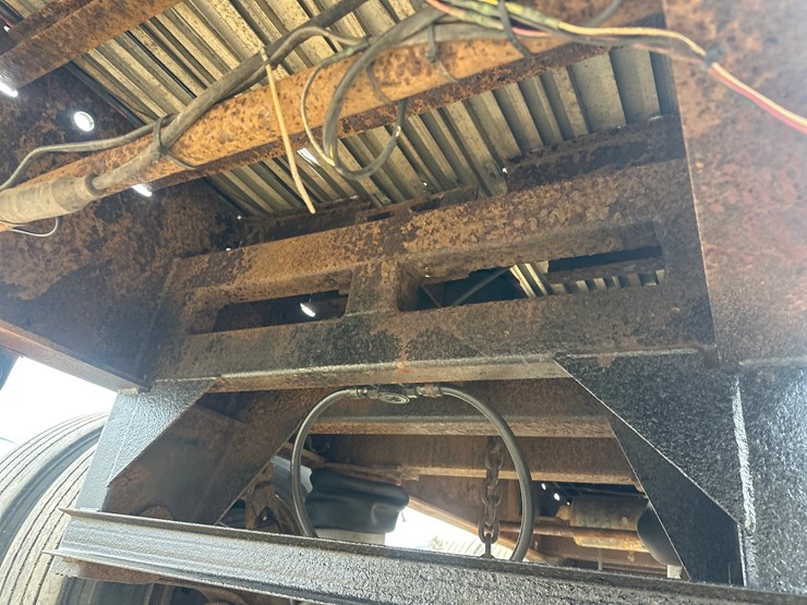 2003-massey-ferguson-8-image-23