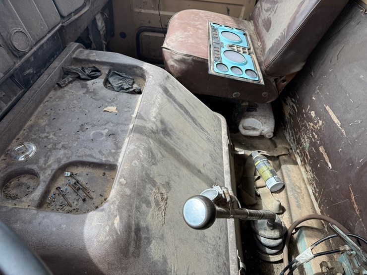 #2018-•-1978-international-f-2275-tandem-axle-water-truck-image-47