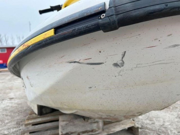 inoperable-1998-yamaha-wave-runner-gp760-pwc-yama2-image-36