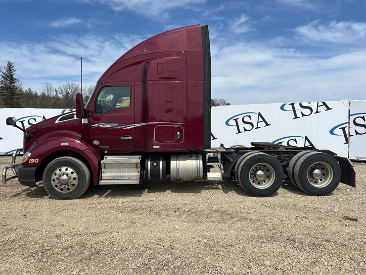 2016-kenworth-t680-image-2