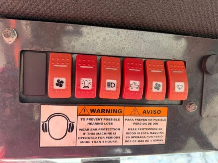 kubota-f2690-image-16