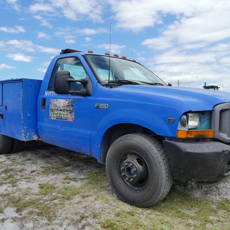 2003 FORD F350 XL