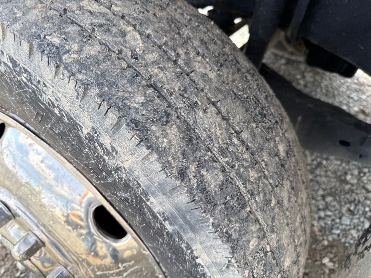 2015-ford-f550-image-44