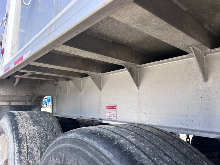 2007-benson-39'-end-dump-image-46