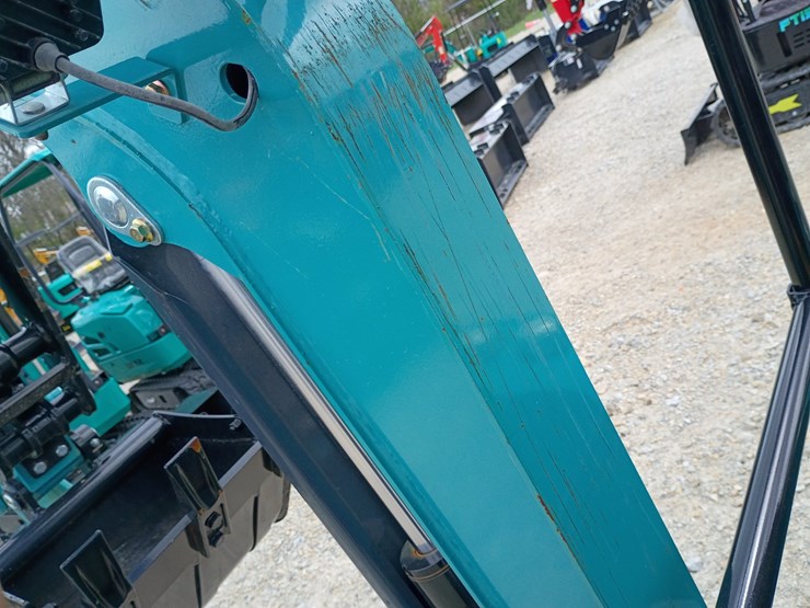 #24167-•-2025-diesel-digmaster-dm200-mini-excavator-image-38